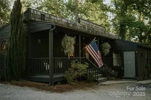 43 Polly Spout Rd, Marion, NC 28752 - Photo 3