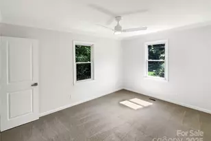 301 Briarcliff Dr, Kannapolis, NC 28081 - Photo 11