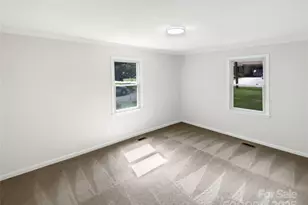 301 Briarcliff Dr, Kannapolis, NC 28081 - Photo 13