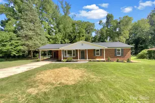 301 Briarcliff Dr, Kannapolis, NC 28081 - Photo 1