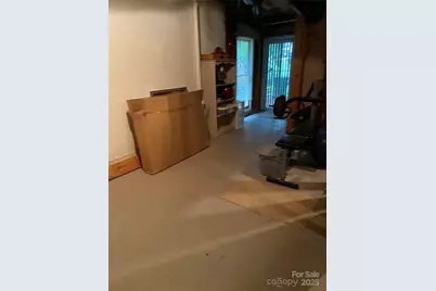 4107 Brownes Ferry Road, Charlotte, NC 28269 - Photo 11