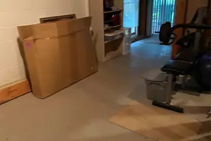 4107 Brownes Ferry Rd, Charlotte, NC 28269 - Photo 11