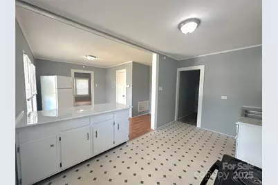 815 S Weldon Street, Gastonia, NC 28052 - Photo 3