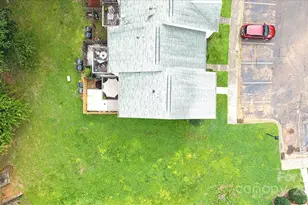 2826 Hosta Dr, Charlotte, NC 28269 - Photo 35