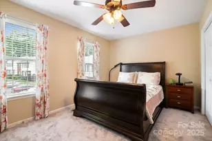 2826 Hosta Dr, Charlotte, NC 28269 - Photo 15