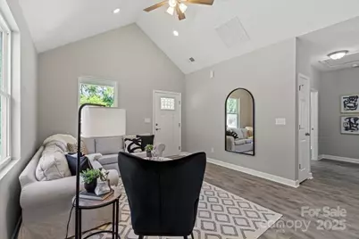 504 Fayetteville Avenue, Statesville, NC 28677 - Photo 7