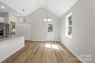 504 Fayetteville Avenue, Statesville, NC 28677 - Photo 17