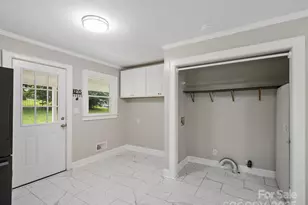 1806 Kingsley Dr, Albemarle, NC 28001 - Photo 9