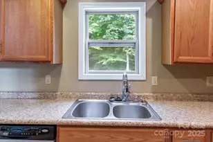 202 Merriwood Ln, Hendersonville, NC 28791 - Photo 19