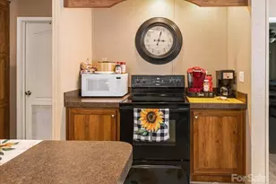 132 Bailey Mountain Rd, Mars Hill, NC 28754 - Photo 21