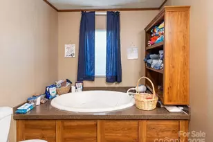 132 Bailey Mountain Rd, Mars Hill, NC 28754 - Photo 33