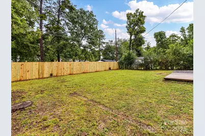 2508 Carrington Court, Charlotte, NC 28208 - Photo 19