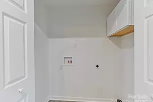 2508 Carrington Ct, Charlotte, NC 28208 - Photo 17