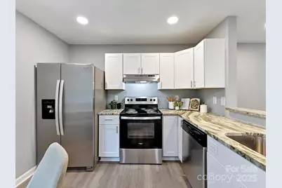 2508 Carrington Court, Charlotte, NC 28208 - Photo 5