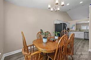 1433 Moss Creek Dr, Harrisburg, NC 28075 - Photo 7