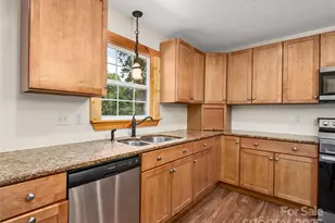 114 Nature Dr, Hendersonville, NC 28792 - Photo 7