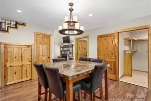 114 Nature Dr, Hendersonville, NC 28792 - Photo 9