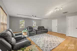 1432 Bedlington Dr NW, Charlotte, NC 28269 - Photo 41