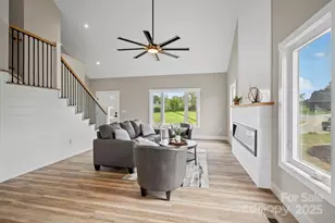 117 Scott Mdws Dr, Asheville, NC 28806 - Photo 5