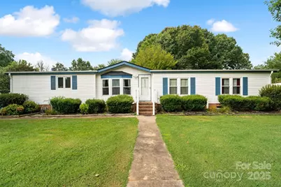 5909 Lake Valley Road, Clover, SC 29710 - Photo 7