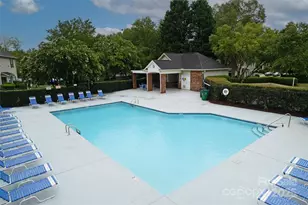 8856 Cinnabay Dr, Charlotte, NC 28216 - Photo 31