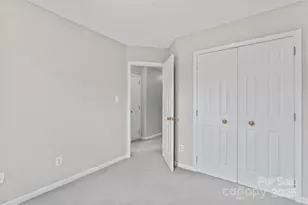 8856 Cinnabay Dr, Charlotte, NC 28216 - Photo 25