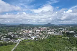 538 N Main St, Hendersonville, NC 28792 - Photo 35