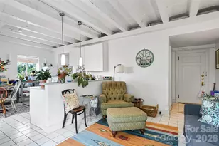 538 N Main St, Hendersonville, NC 28792 - Photo 9