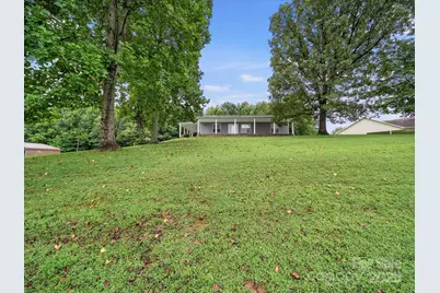 1585 Nathanial Street, Newton, NC 28658 - Photo 3