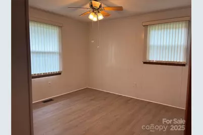 [Address not provided], Lenoir, NC 28645 - Photo 13