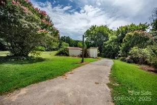 10245 Cool Springs Rd, Woodleaf, NC 27054 - Photo 37