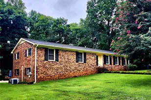 2019 Rhonda Dr, Gastonia, NC 28054 - Photo 3