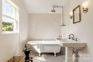 227 Lawson St, Hot Springs, NC 28743 - Photo 19