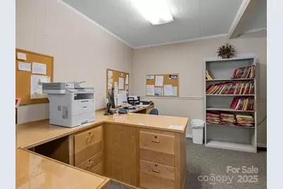 111 W Rutledge Avenue, Gaffney, SC 29340 - Photo 9