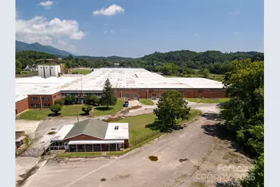 144 Water Street, Old Fort, NC 28762 - Photo 5