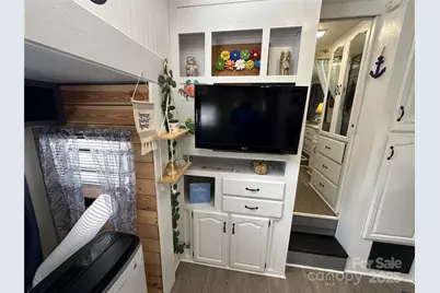 166 Cardinal Avenue, New London, NC 28127 - Photo 11