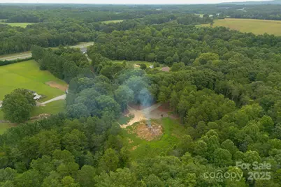 3371 S Nc 16 Highway #B, Maiden, NC 28650 - Photo 7