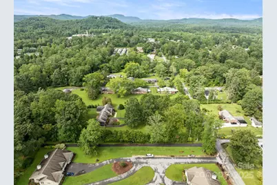 429 Brooklyn Avenue, Hendersonville, NC 28792 - Photo 45