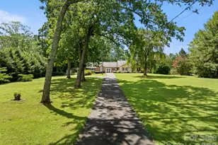 429 Brooklyn Ave, Hendersonville, NC 28792 - Photo 1