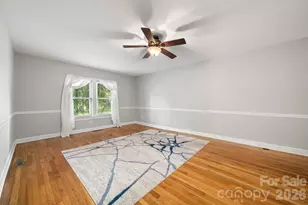 429 Brooklyn Ave, Hendersonville, NC 28792 - Photo 17