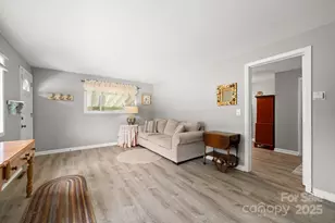 429 Brooklyn Ave, Hendersonville, NC 28792 - Photo 29