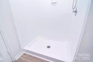 6120 Meadow Rose Ln, Charlotte, NC 28215 - Photo 17