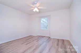 6120 Meadow Rose Ln, Charlotte, NC 28215 - Photo 21