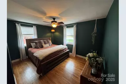 3725 Sudbury Road, Charlotte, NC 28205 - Photo 19