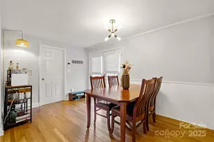 3725 Sudbury Rd, Charlotte, NC 28205 - Photo 13