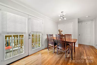 3725 Sudbury Road, Charlotte, NC 28205 - Photo 11