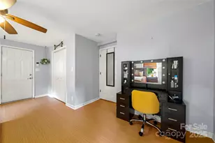 3725 Sudbury Rd, Charlotte, NC 28205 - Photo 17