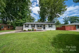 3725 Sudbury Rd, Charlotte, NC 28205 - Photo 29