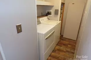 71 Flat Creek Rd, Waynesville, NC 28785 - Photo 23