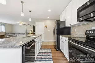 9 Half Moon Dr, Swannanoa, NC 28778 - Photo 19